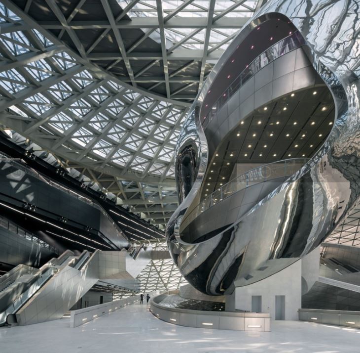 sculpture-factory-  enormous-Stainless-steel-sculptures-fabrication-factory-beijing-china